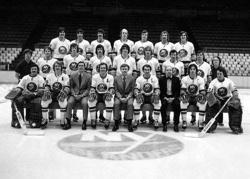 Команда Нью-Йорк Айлендерс сезона 1974-75 гг.