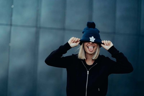 Шапка с помпоном Toronto Maple Leafs фото 5