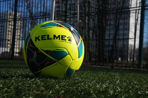 Мяч футбольный KELME VENDRELL Vortex 25.1 размер 5 фото 5