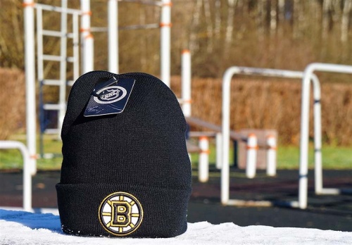 Шапка NHL Boston Bruins фото 5