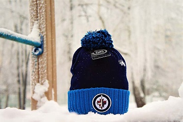 Шапки, шарфы, перчатки КХЛ и НХЛ