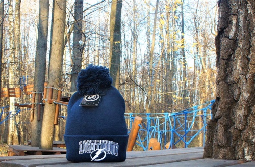 Шапка с помпоном Tampa Bay Lightning фото 4