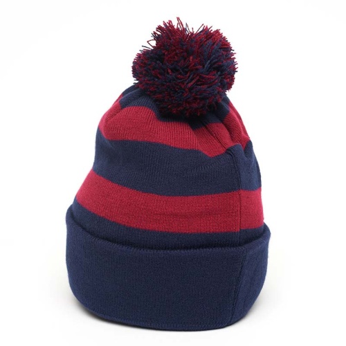 Шапка с помпоном FC Barcelona фото 2