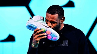 Только кроссовки LeBron James’s Nikes остаются в тренде